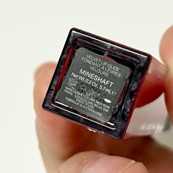 NARS VELVET LIP GLIDE -Mineshaft - Picture 4 of 4